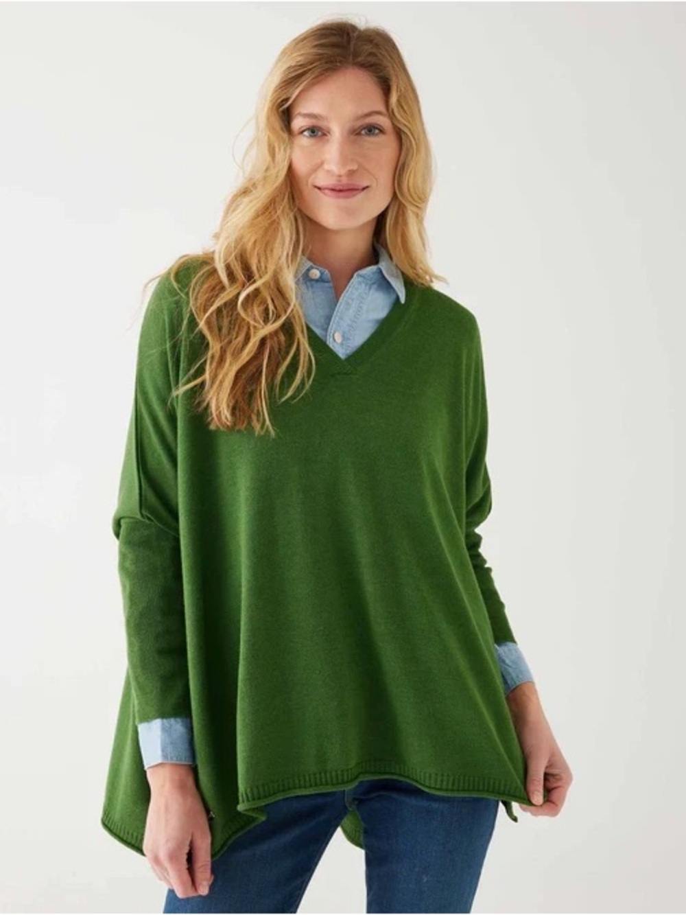 MERSEA Catalina V-Neck Oversized Sweater in Emerald Green OS